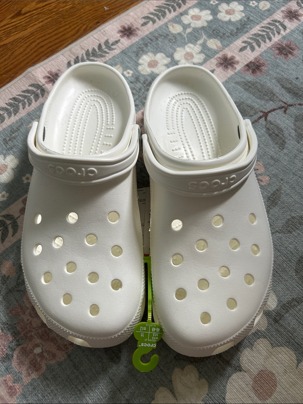 CROCS Classic Clog in White
